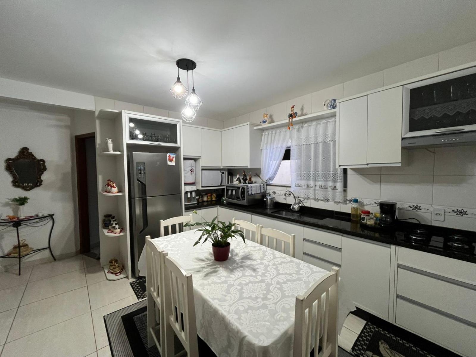 Casa Compartilhada Com Suite Privativa ฟลอเรียนอโปลิส ภายนอก รูปภาพ