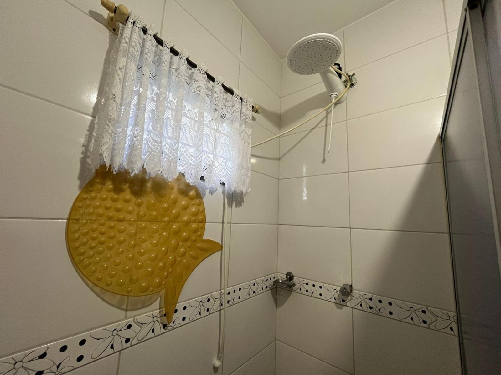 Casa Compartilhada Com Suite Privativa ฟลอเรียนอโปลิส ภายนอก รูปภาพ